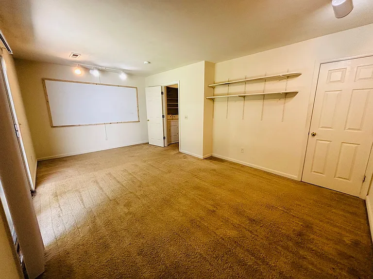 2511 Ridge Rd — Photo 12