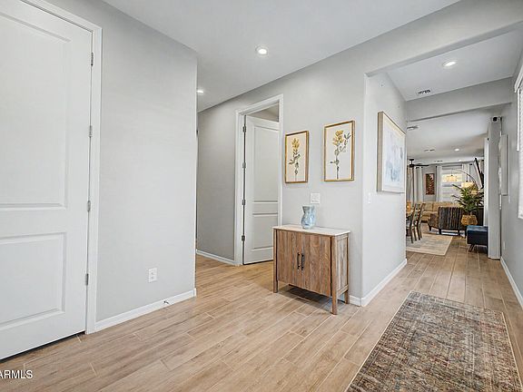 5th image of 17329 W DESERT SAGE Drive