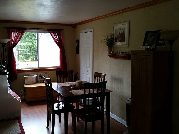 5th image of 404 W Rockwell St