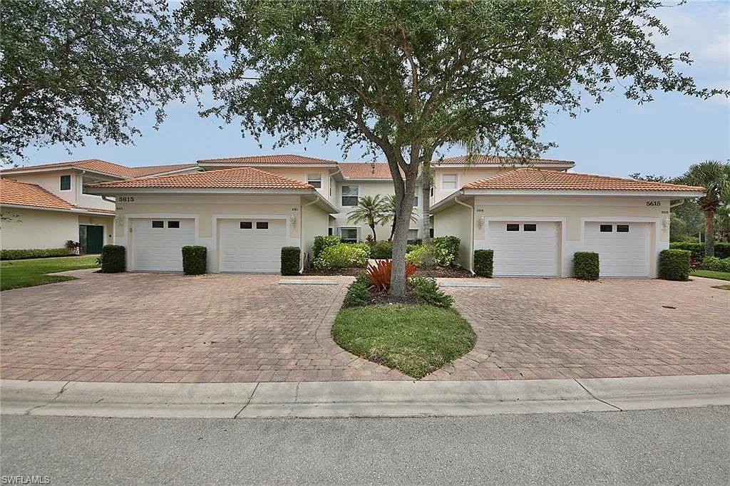 3 bed, 2.0 bath, 1928 sqft, $6,000 — Photo 4