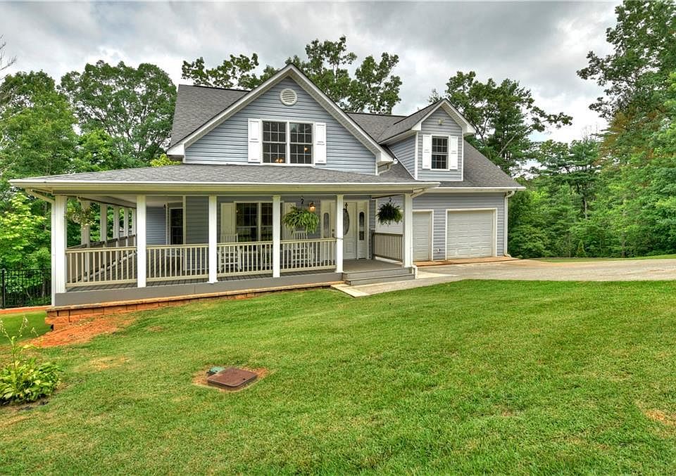 1st image of 130 Thornwood Ct
