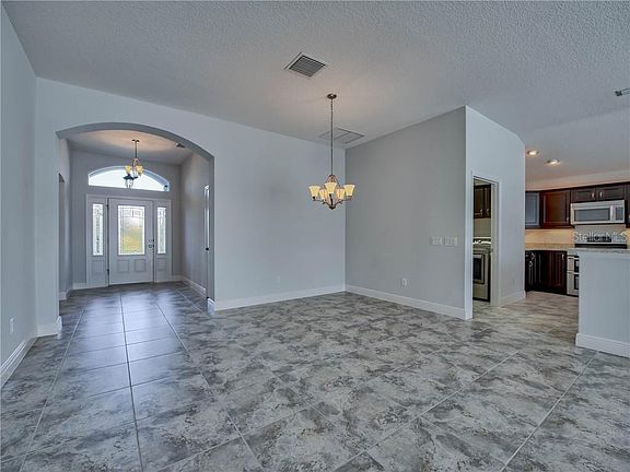 4th image of 1870 Treeline Pl