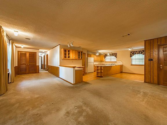 5th image of 285 Cherrywood Dr