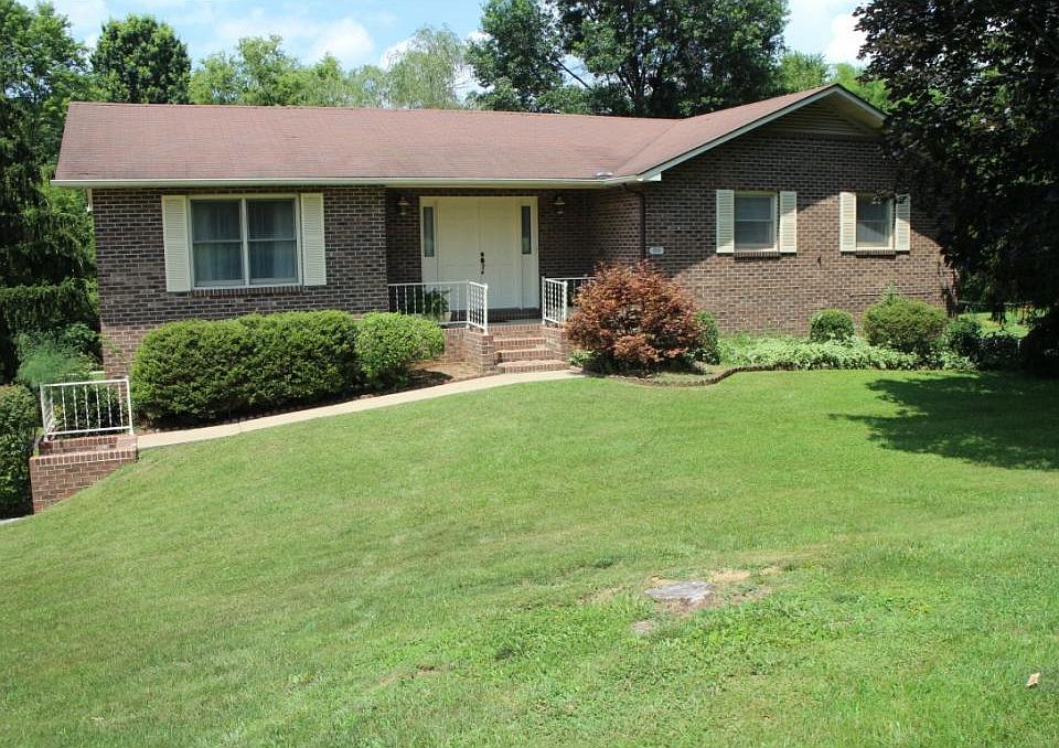 1st image of 346 Independence Dr
