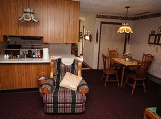 202 Country Club Dr, Batesville, IN 47006