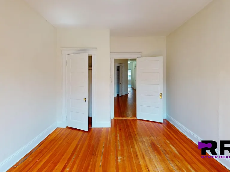 19 Mount Hood Rd #5A — Photo 3