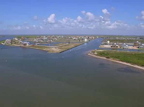53 Water Ky, Hitchcock, TX 77563