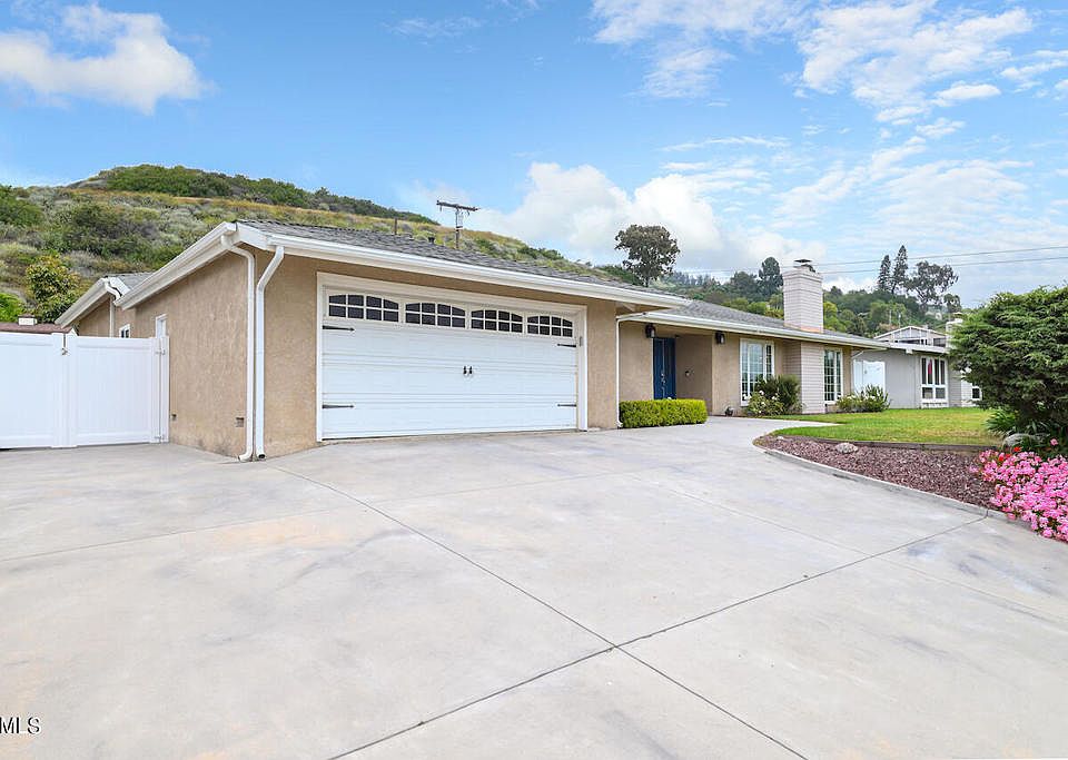 1st image of 1009 Mesa Dr