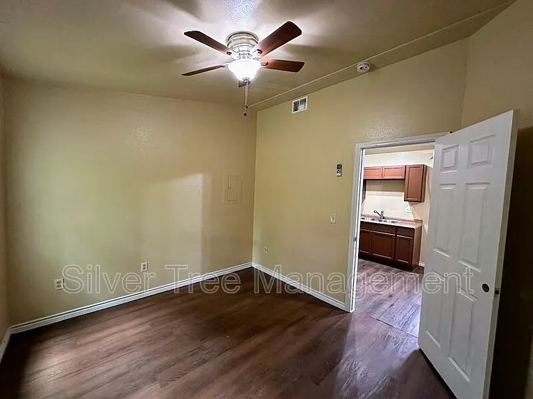 358 Brighton Oaks Dr #2 — Photo 8