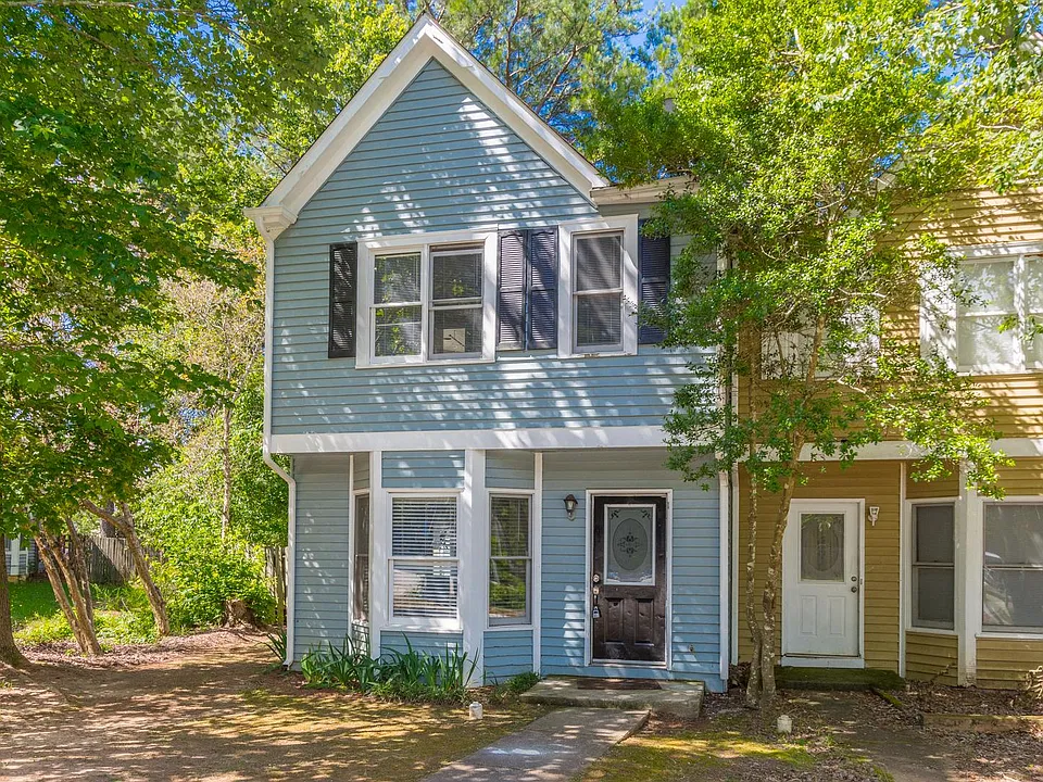 346 Lakeridge Ct