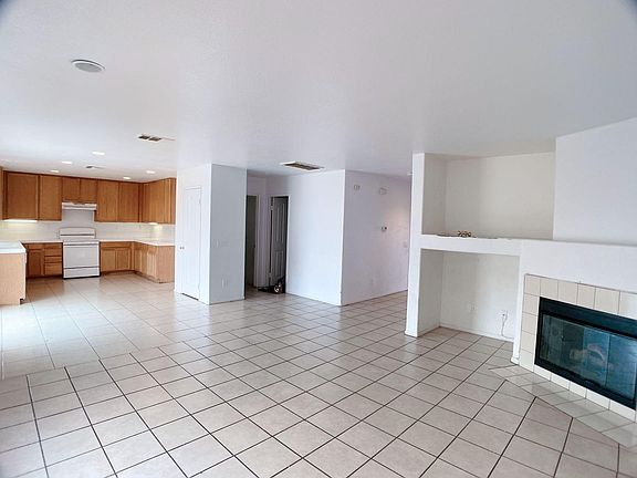 4th image of 14570 Painted Pony Ct