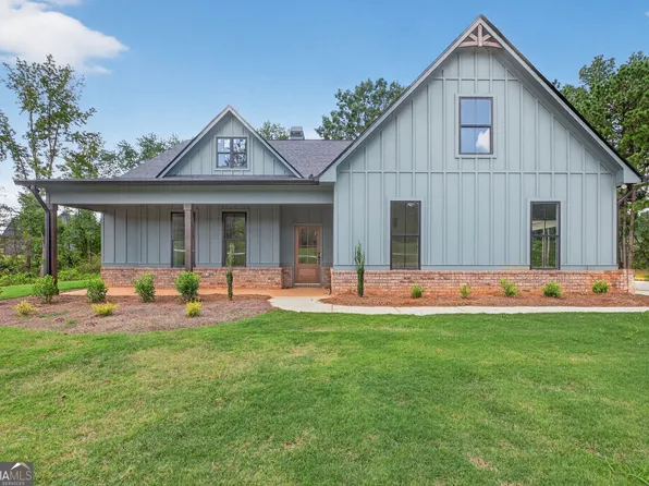 552 Ridge Rd, Dallas, GA 30157