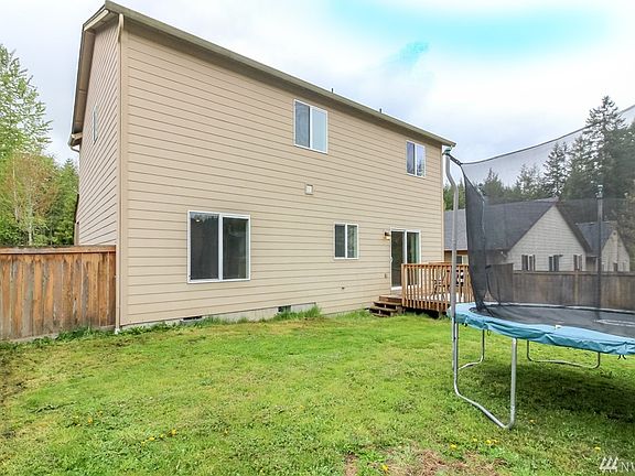 3rd image of 3632 Hepburn St NE