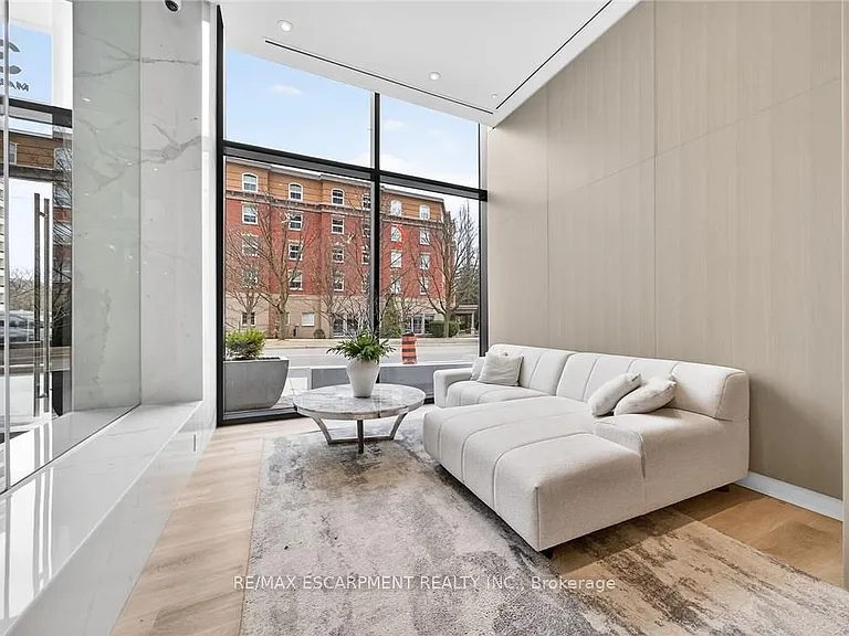 370 Martha St #710 — Photo 12