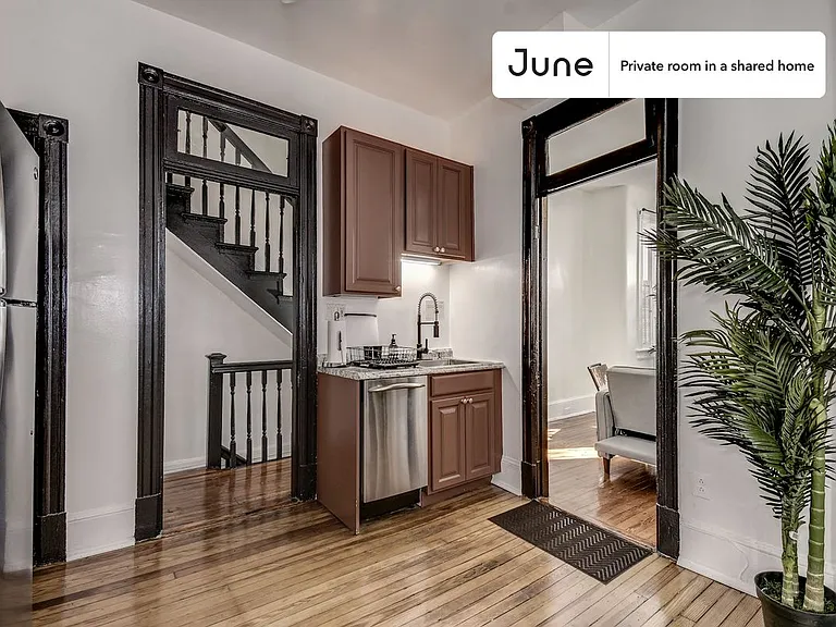 922 I St SE #2B — Photo 6