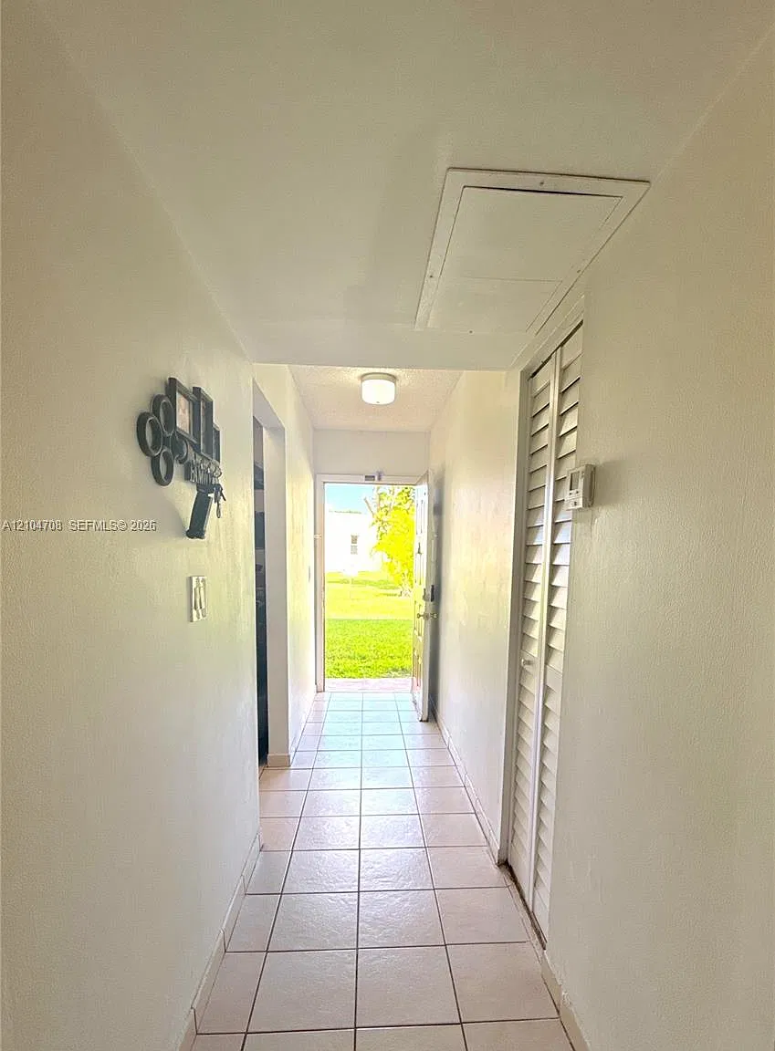 Tamiami Village Condo — Photo 2