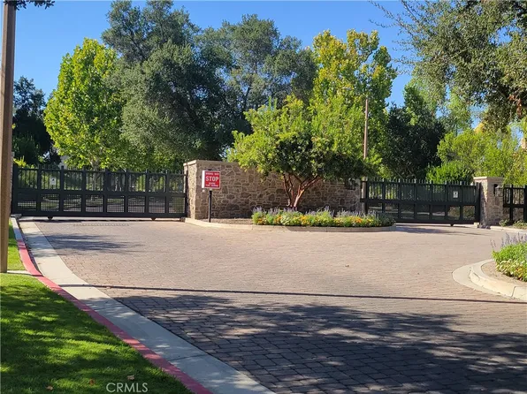 26807 Cottonwood Ct, Valencia, CA 91381