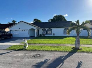 15063 SW 148th Ct, Miami, FL 33196