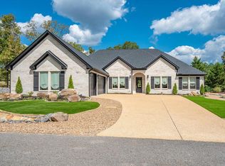 22 Maravilla Way, Hot Springs Village, AR 71909