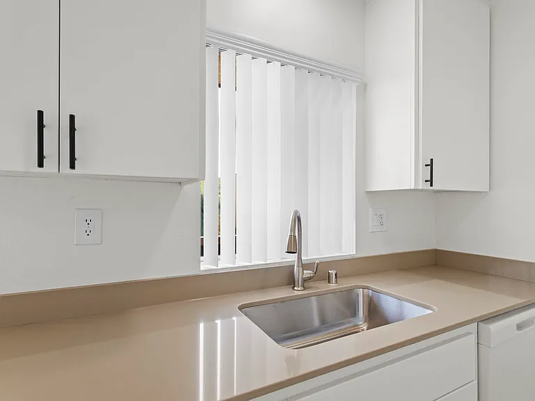 Tuscany Apartments — Photo 30