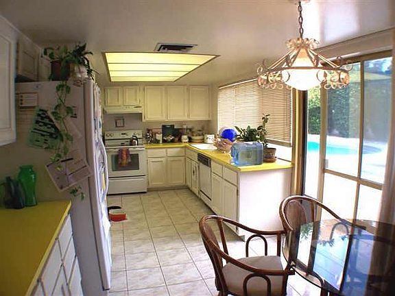 2nd image of 13833 N CANTERBURY Drive