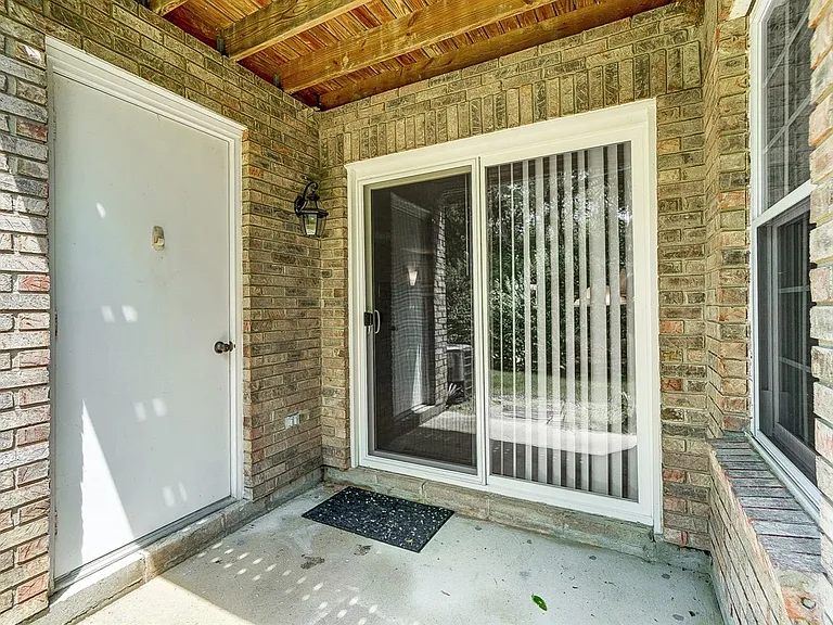 9728 Timberview Ct #10 — Photo 35
