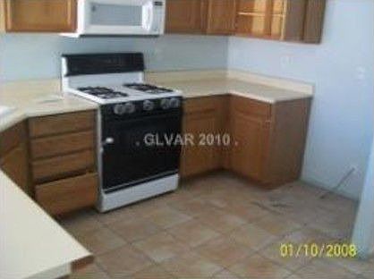 5th image of 2731 Flathead Falls St
