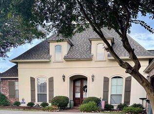 12387 Old Mill Stone Dr, Geismar, LA 70734
