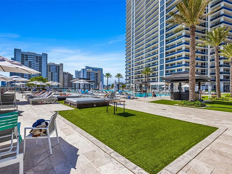1830 S Ocean Dr #1807 — Photo 27