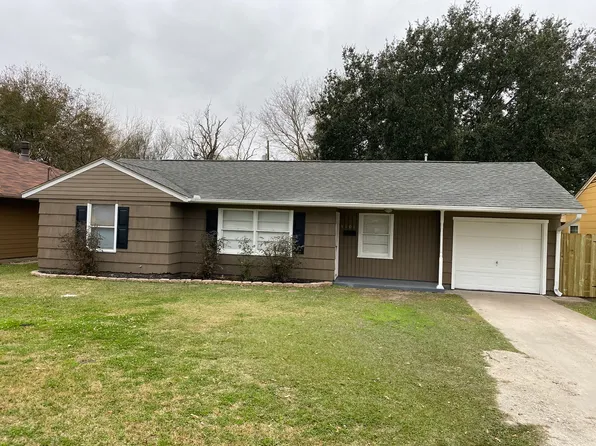 5101 Main Ave, Groves, TX 77619
