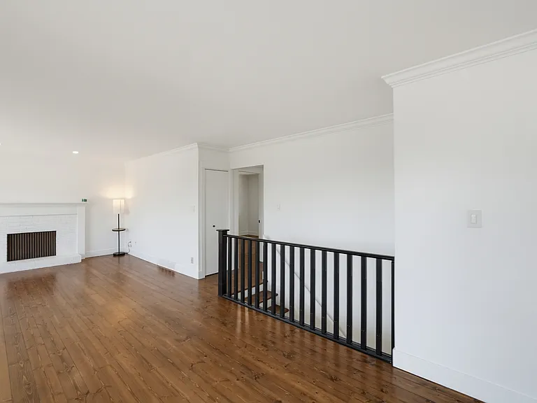 1341 Parker St — Photo 15