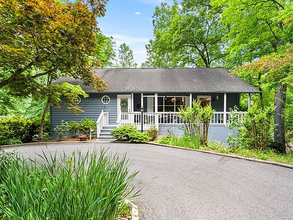4th image of 5686 Pine Crest Rd