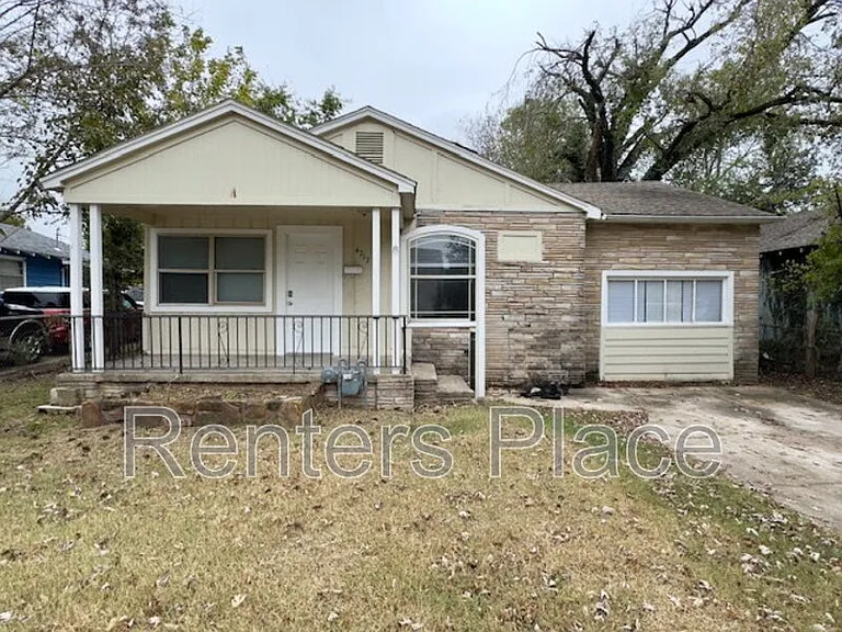 4717 S 33rd West Ave — Photo 1