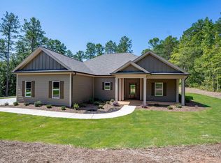 1945 Eagle Way Dr, Greensboro, GA