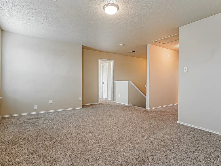 604 Snowy Orchid Ln — Photo 16