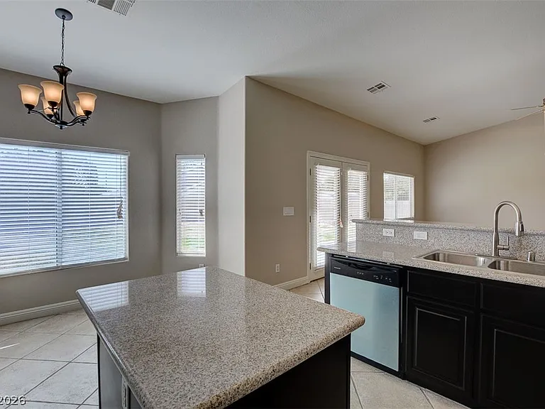 2121 Arpeggio Ave — Photo 10