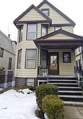 1st image of 3807 W Montrose Ave