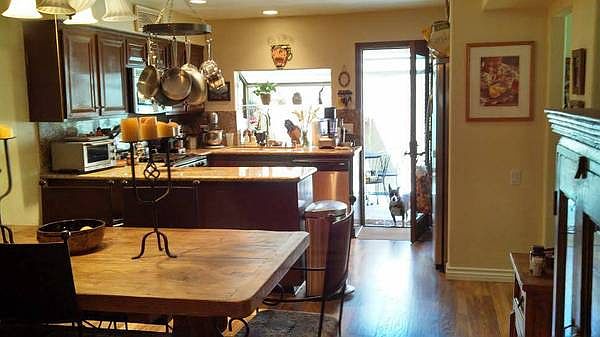 1st image of 2998 Dogwood Cir