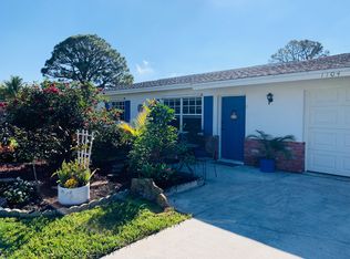 1104 NE Crown Ter, Jensen Beach, FL 34957