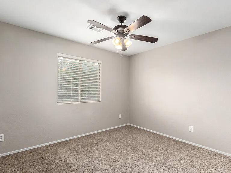4509 E Loma Vista St — Photo 22