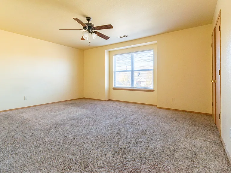 210 Meadow Ct #210 — Photo 14