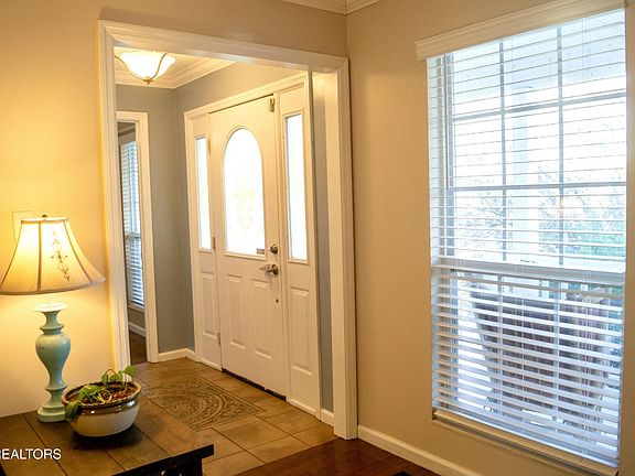 4th image of 140 Newport Way