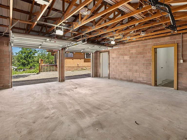 250 Morrison Canyon Ln — Photo 22