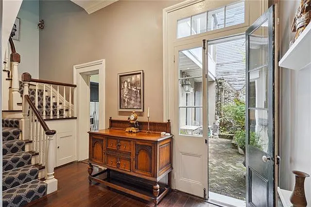 839 Dumaine St — Photo 9