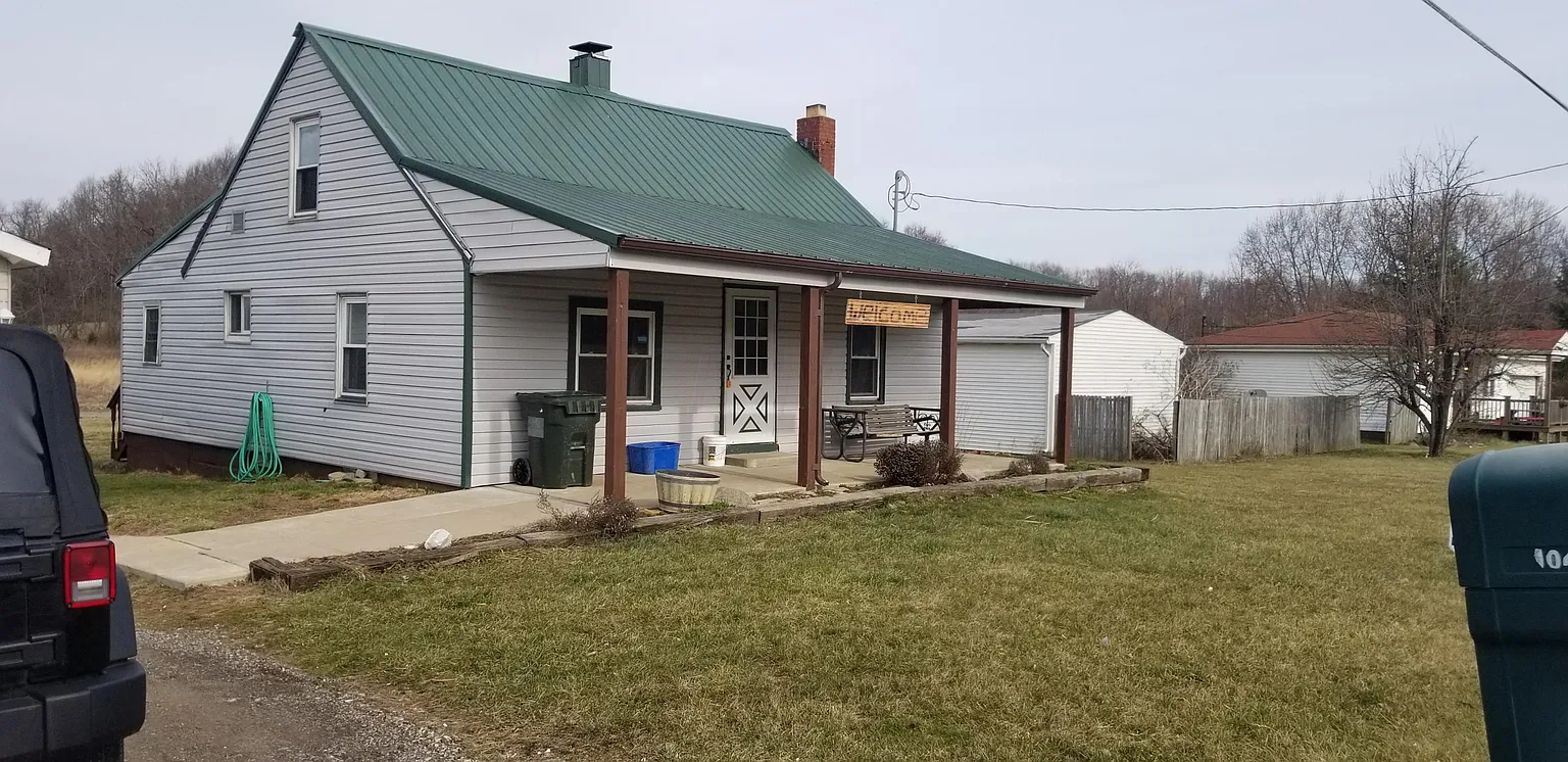 10485 Chillicothe Lancaster Rd SW photo 1