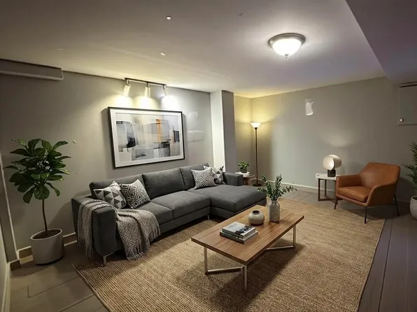 26 Grandfield St #Basement, Hamilton, ON L8T 2H2