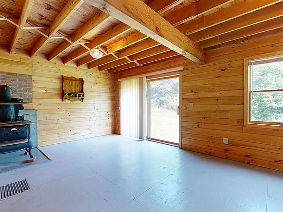 5th image of 820 Texas Hill Road