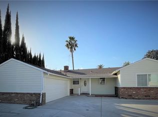 7447 Stansbury Ave, Van Nuys, CA 91405