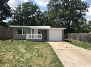 1109 Pleasant Pl, Aurora, IL 60505