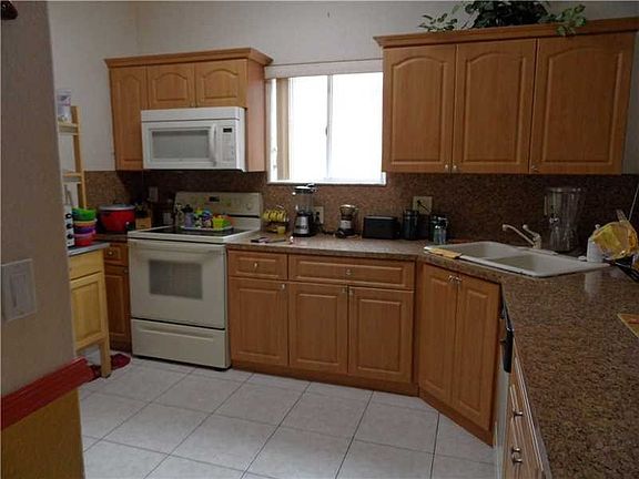 2nd image of 8817 NW 176th Ln